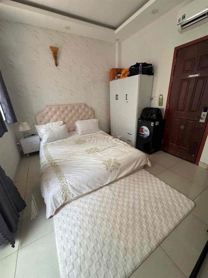 Cho thuê nhà nguyên căn gần đuong bui vien