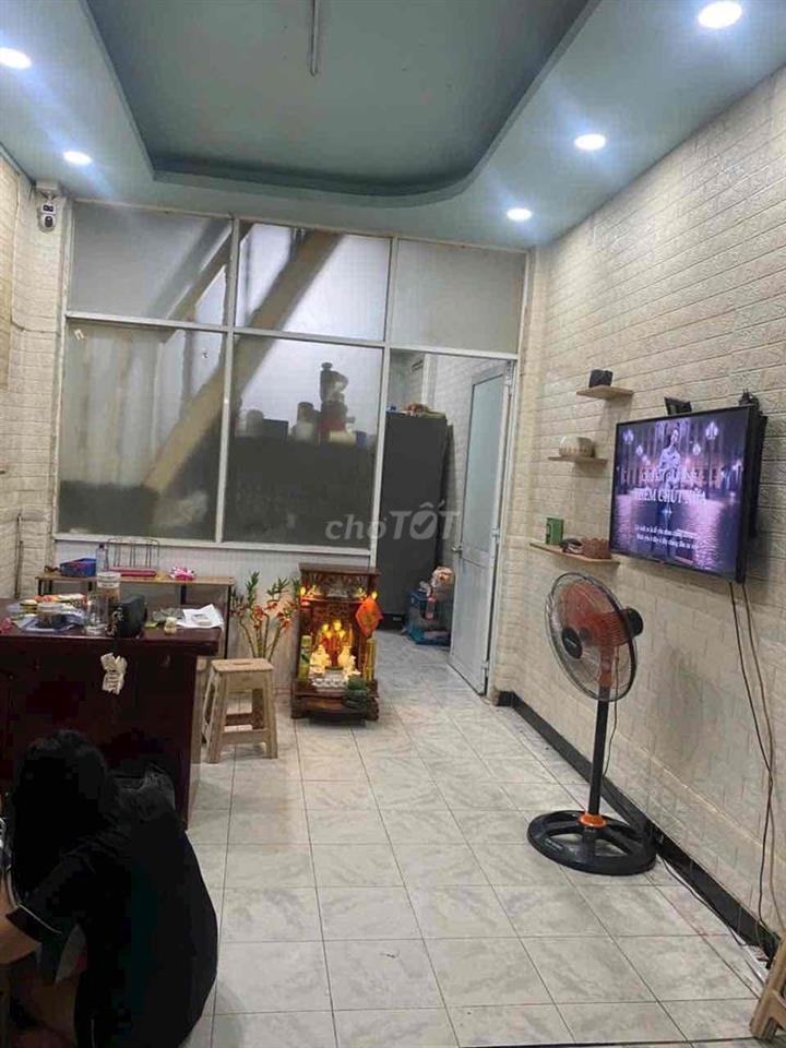 Nhà cho thuê nguyên căn: Tk19/19 Nguyễn Cảnh Chân, p Cầu Ông Lãnh, Tph