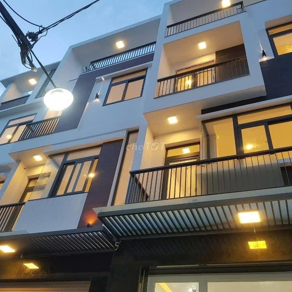 Cho thuê nhà MT 558B Điện Biên Phủ ngay khúc giữa Bàn Cờ