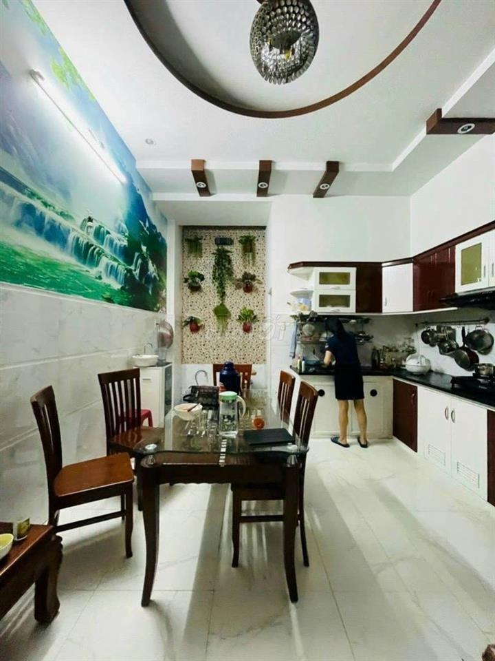 Cho thuê nhà HXH 175/6A Nguyễn Thiện Thuật Phường 1 Quận 3