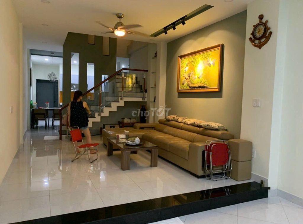 Cho thuê gấp nhà MT 56A Bàn Cờ gần Nguyễn Thiện Thuật- Cao Thắng