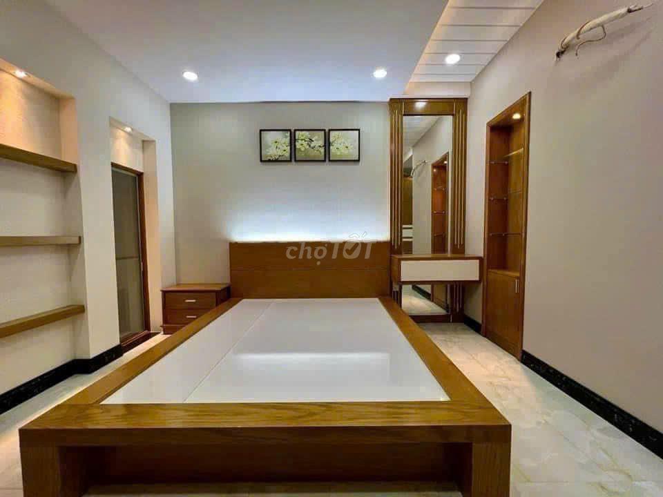 Cho thuê nhà góc 2MT 284/6A Lý Thường Kiệt, Phường 15, Quận 10 