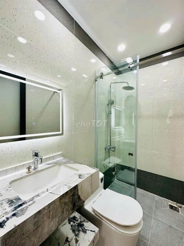 Cho thuê nhà góc 2MT 284/6A Lý Thường Kiệt, Phường 15, Quận 10 