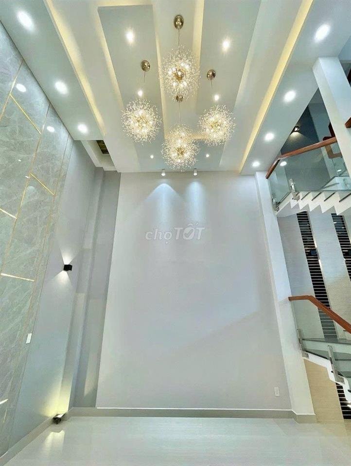 Cho thuê gấp nhà MT 6A Đường Số 3 Cư Xá Đô Thành, Phường 4, Quận 3 