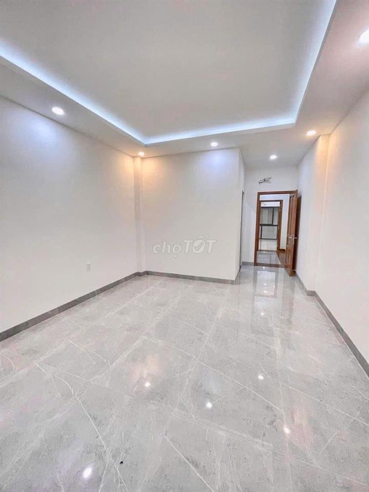Cho thuê nhà HXH 220/6A Lê Văn Sỹ, P.14, Quận 3 gần cây Xăng Lê Văn Sỹ