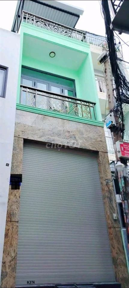 Cho thuê nhà mới xây 3 tầng đẹp Co Giang 