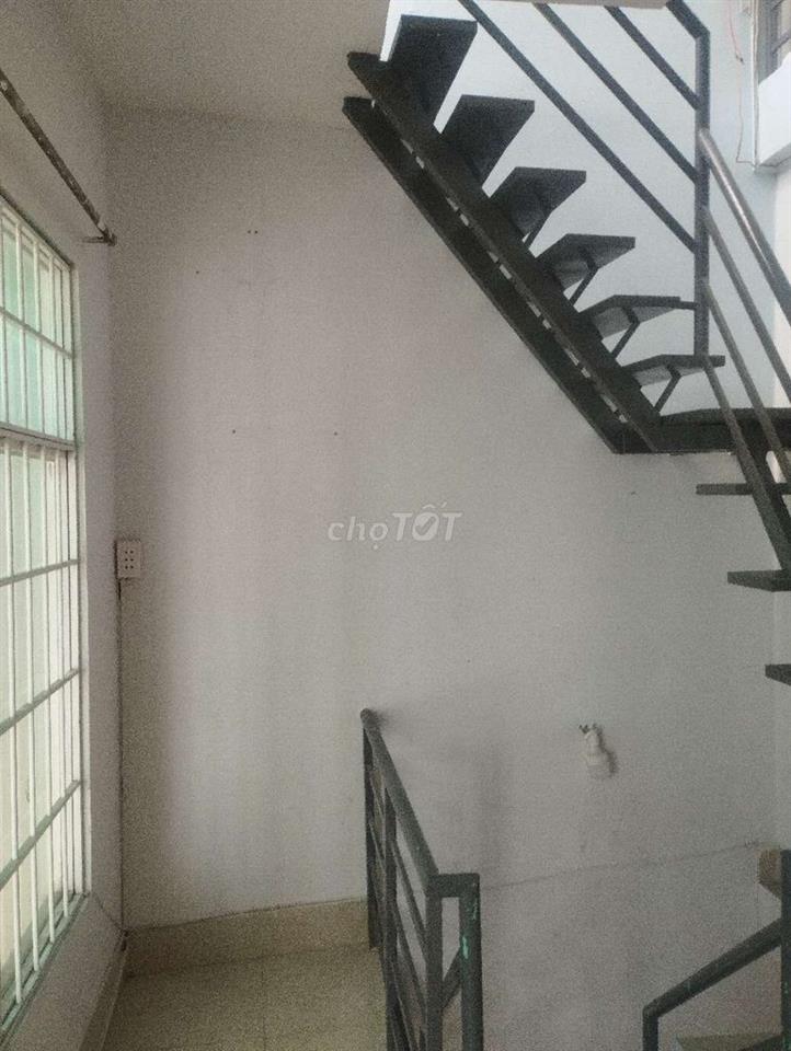 nhà cho thuê q1