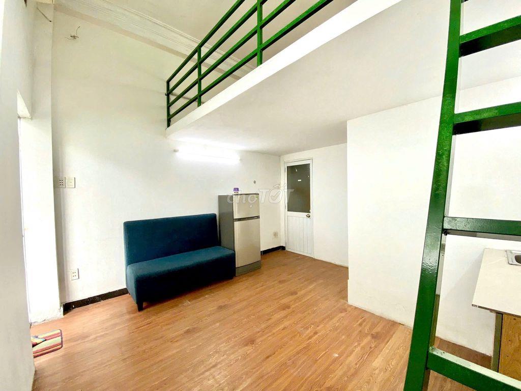 🏠 CHO THUÊ PHÒNG GÁC LỬNG – NGAY MẶT TIỀN CỘNG HÒA, TÂN BÌNH