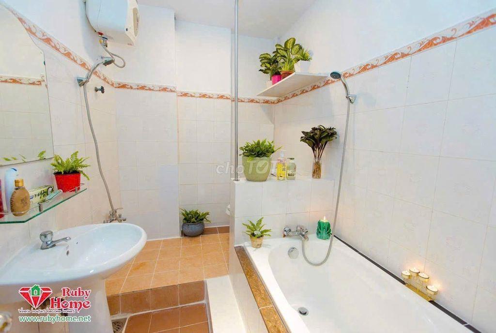 🔥Nhà 4.5x33m 11 CHDV + 1 mặt bằng Nguyễn Văn Mai, Quận 3