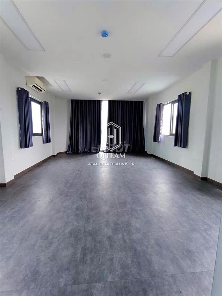 📍 Nhà 2MT Đề Thám Quận 1 – Kết Cấu Trệt 5 Lầu, Nở Hậu 