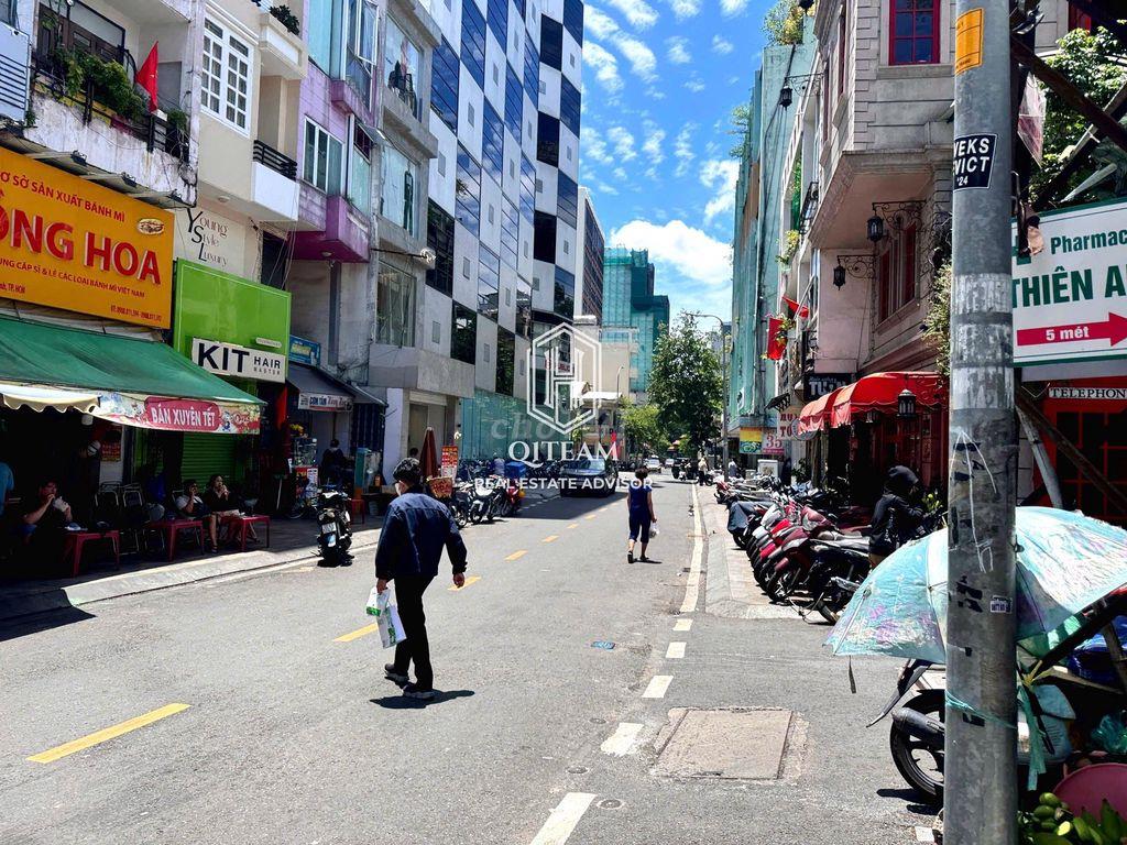 🏢 Nhà 5 tầng Nguyễn Văn Tráng, Quận 1