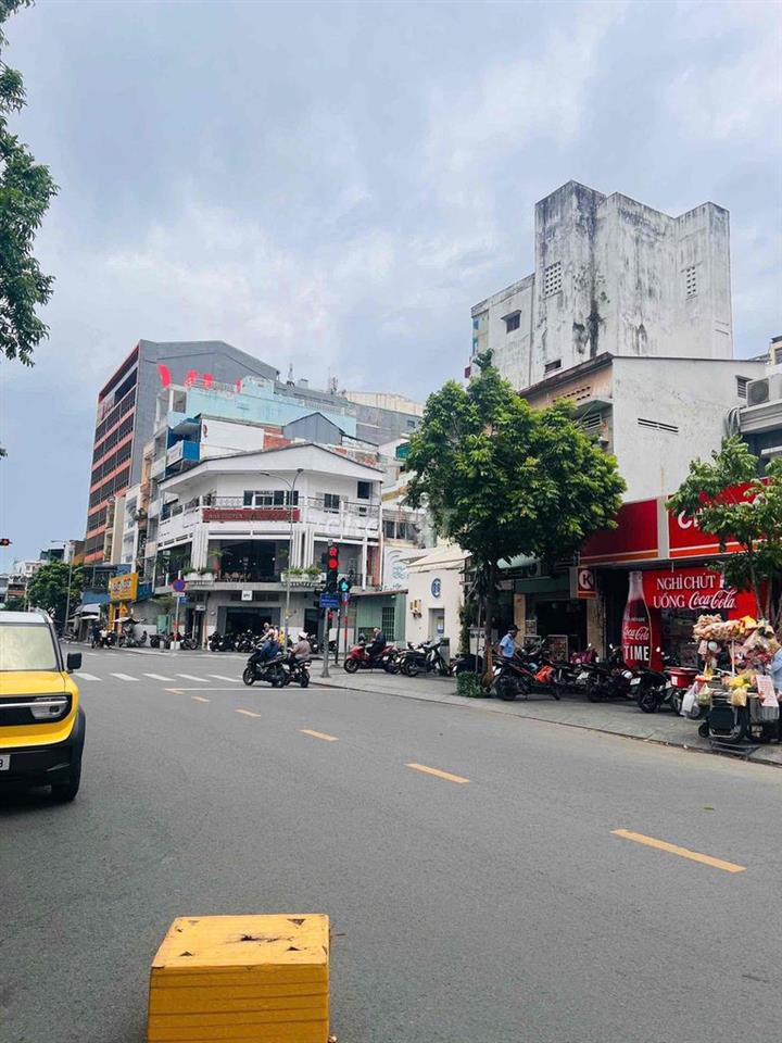 💥ngay TRẦN HƯNG ĐẠO , Q1 💥