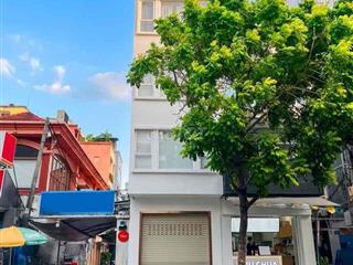 💥ngay TRẦN HƯNG ĐẠO , Q1 💥