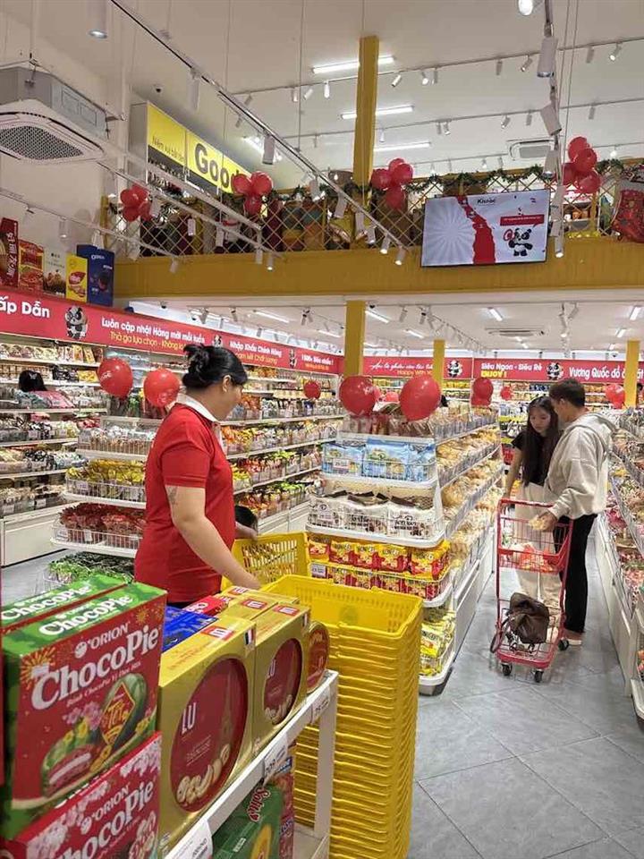 Chính chủ cần thuê mặt bằng mở siêu thị bán đồ ăn vặt