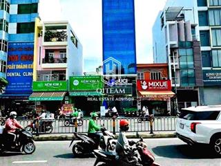 MẶT TIỀN NGANG 5M ỐP FULL KÍNH  - 7 TẦNG TRỐNG SUỐT CÓ THANG MÁY