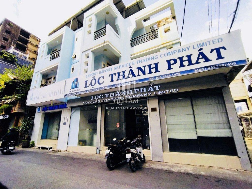 NHÀ GÓC NGANG 15M - 3 TẦNG ĐƯỜNG TRẦN HƯNG ĐẠO TRUNG TÂM Q1