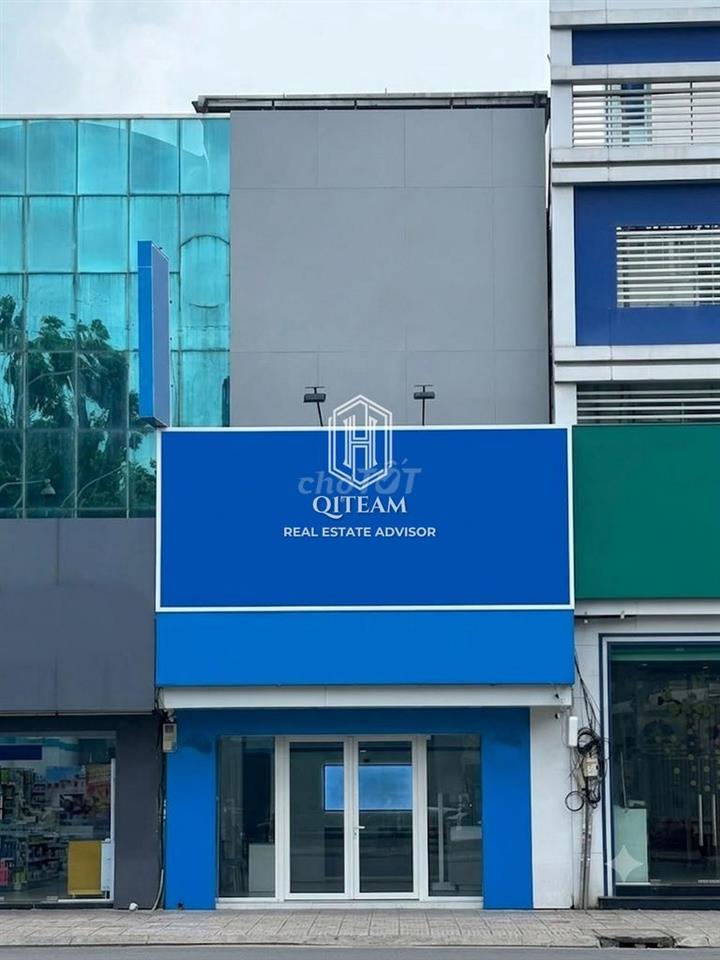 NGANG 5M KẾT CẤU 4 TẦNG MẶT TIỀN Q10 GẦN VẠN HẠNH MALL