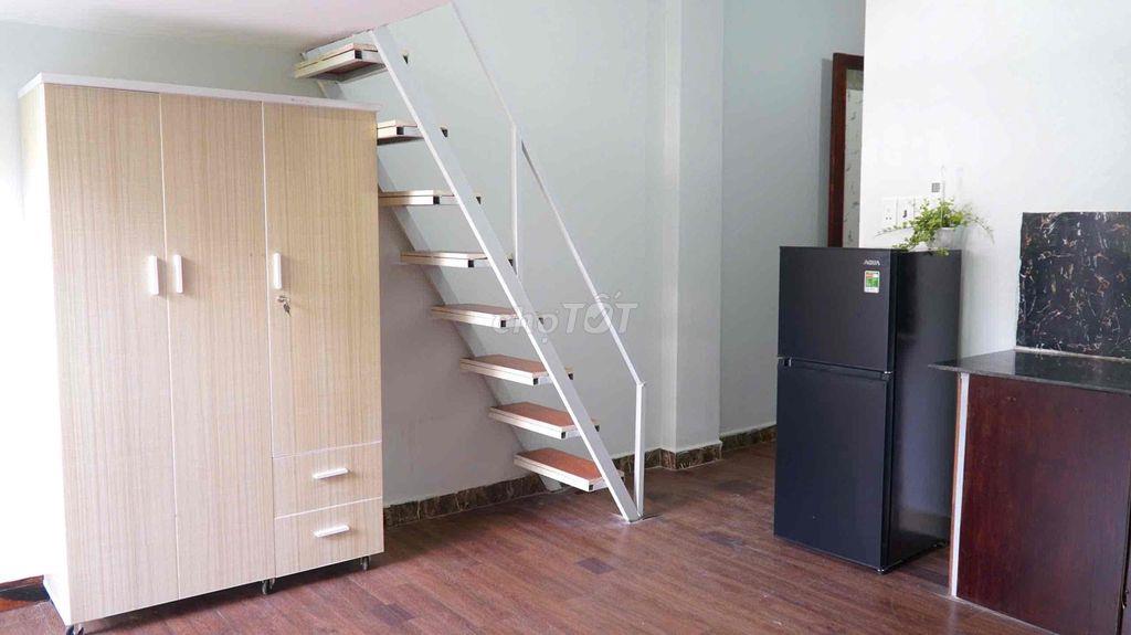 DUPLEX SIÊU TO PHÙ HỢP CHO 4 NGƯỜI Ở GIÁ HỌC SINH-SINH VIÊN NGAY QUẬN3