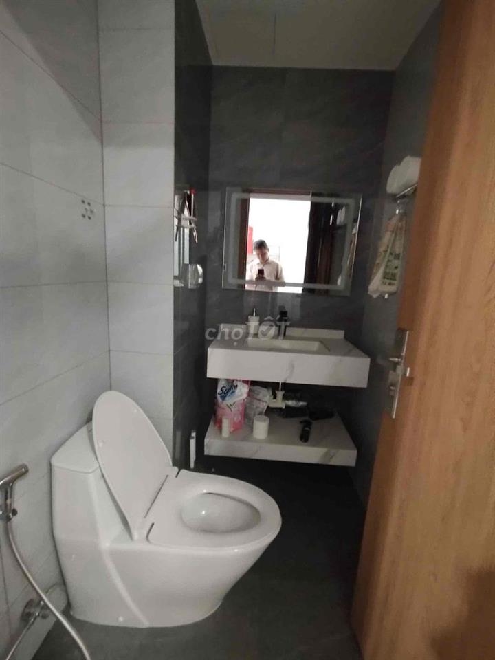 CHO THUÊ MẶT BẰNG KINH DOANH NGAY QUẬN 1 GIÁ RẺ