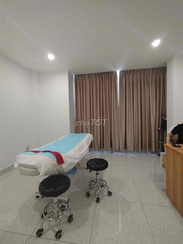CHO THUÊ MẶT BẰNG KINH DOANH NGAY QUẬN 1 GIÁ RẺ
