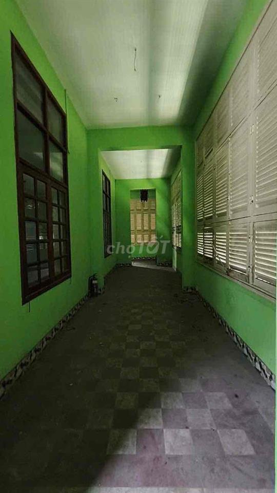 CHO THUÊ BIỆT THỰ SÂN VƯỜN MT TÚ XƯƠNG Q3 DTSD 800M2 GIÁ 190 TRIỆU