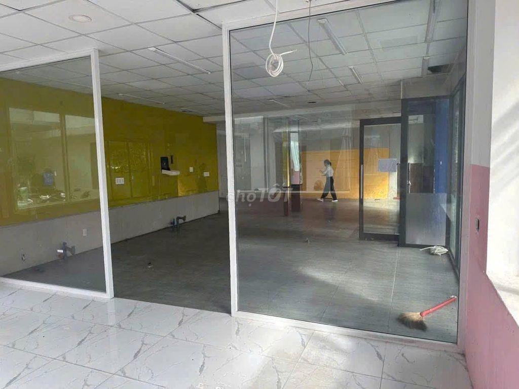 CHO THUÊ MBKD ĐƯỜNG MẠC ĐĨNH CHI NGANG 15M DTSD 200M2 GIÁ 75TR