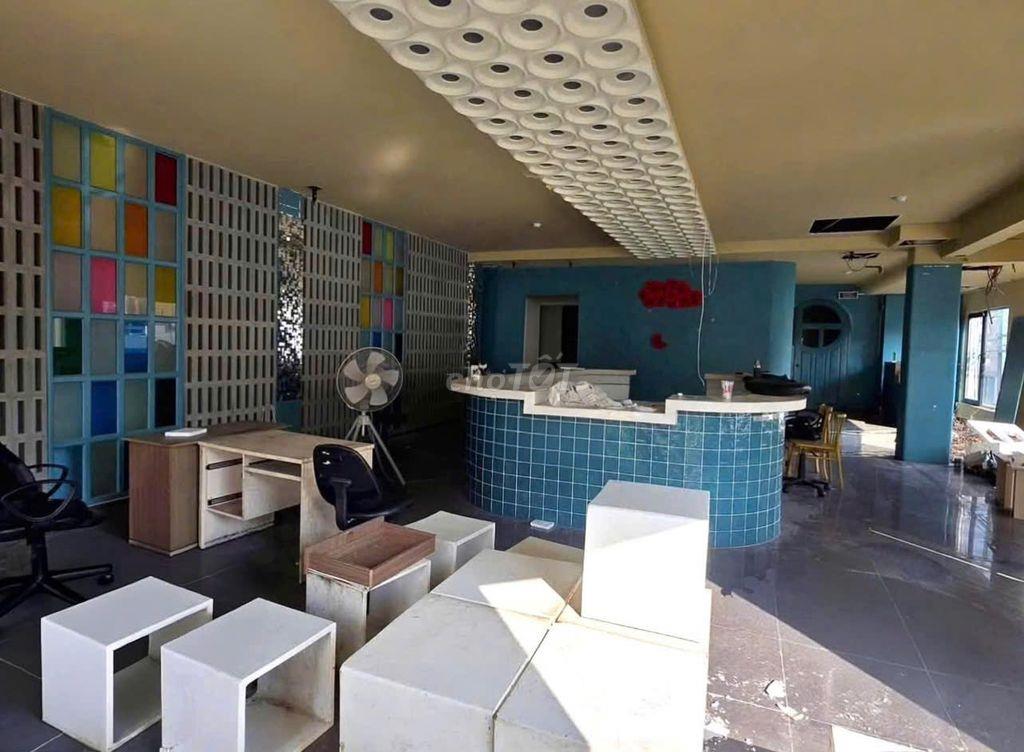 CHO THUÊ MẶT BẰNG LÝ TỰ TRỌNG QUẬN 1 – 200M² GIÁ 90TR