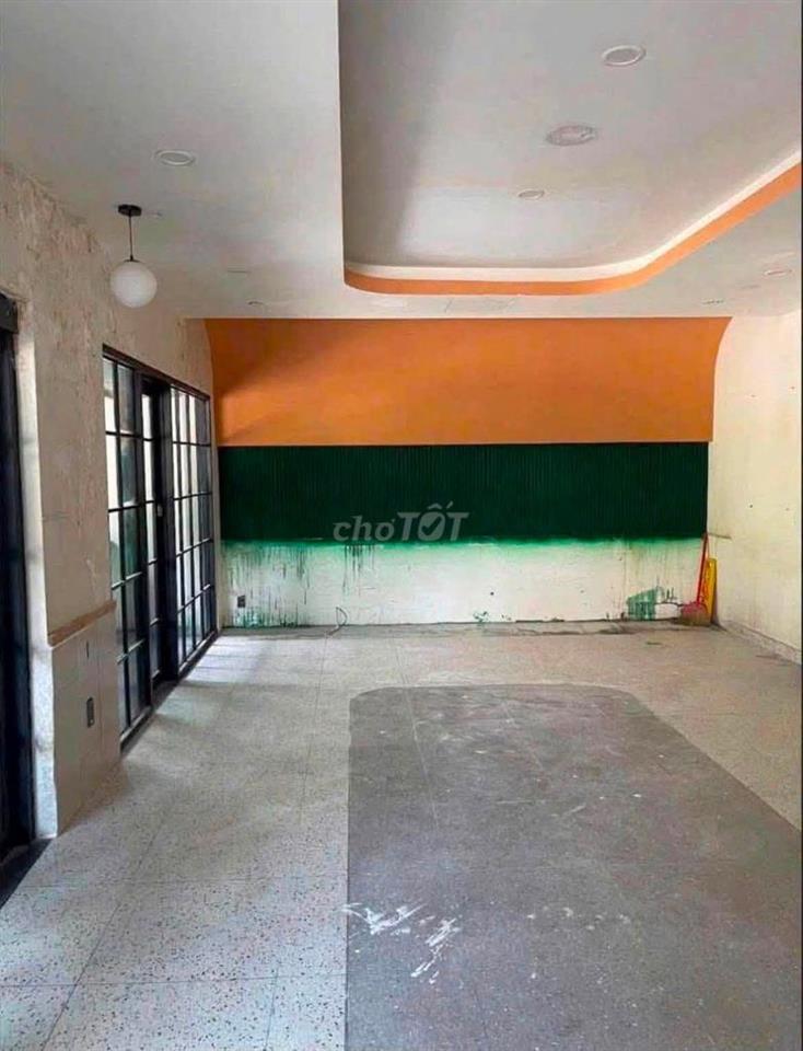 CHO THUÊ MẶT BẰNG GÓC NGÔ ĐỨC KẾ VÀ NGUYỄN HUỆ DT 160M2 GIÁ 60 TRIỆU