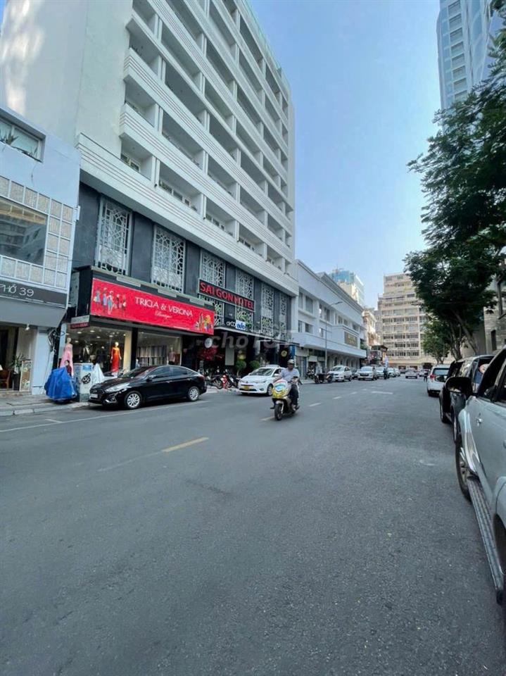 CHO THUÊ 2 CĂN LIỀN KỀ ĐÔNG DU QUẬN 1 DT 8X20M GIÁ 160 TRIỆU
