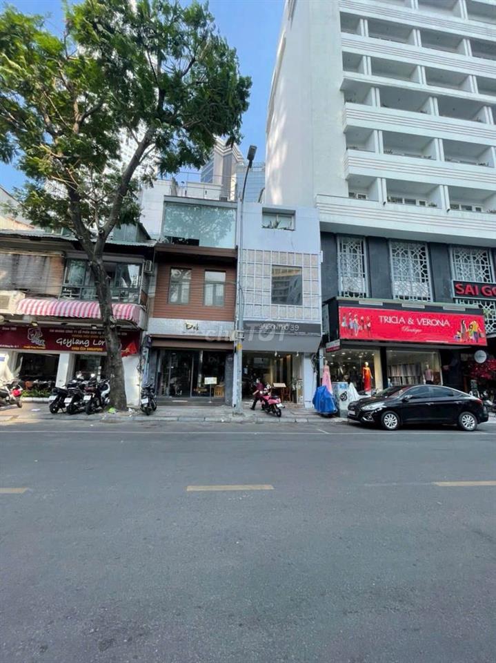 CHO THUÊ 2 CĂN LIỀN KỀ ĐÔNG DU QUẬN 1 DT 8X20M GIÁ 160 TRIỆU