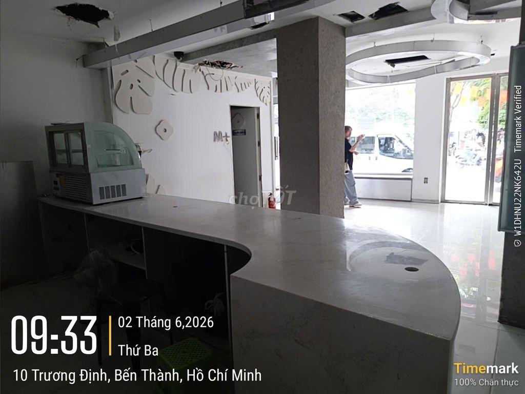 CHO THUÊ MẶT BẰNG GÓC 2 MẶT TIỀN TRƯƠNG ĐỊNH DTSD 680M2 GIÁ 300 TRIỆU