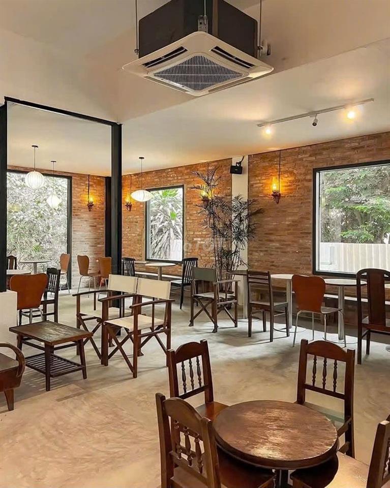 CHO THUÊ MBKD HAI BÀ TRƯNG NGANG 12M DTSD 322M2 GIÁ 180 TRIỆU