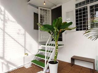 Shophouse lầu 1&2 Quận 1 trong tòa nhà kinh doanh