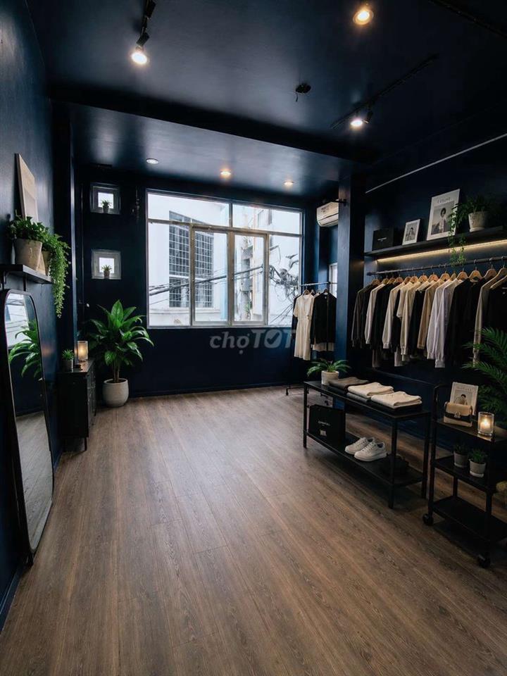 Shophouse lầu 1&2 Quận 1 trong tòa nhà kinh doanh