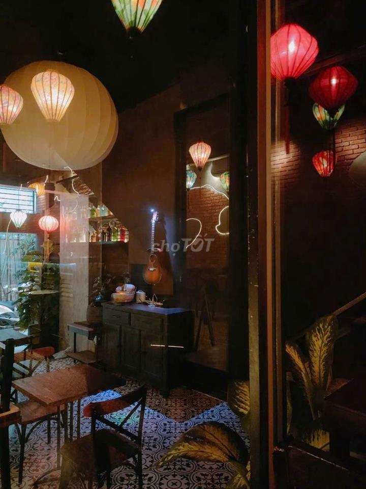 SANG NHƯỢNG NHÀ HÀNG CẠNH KS REX