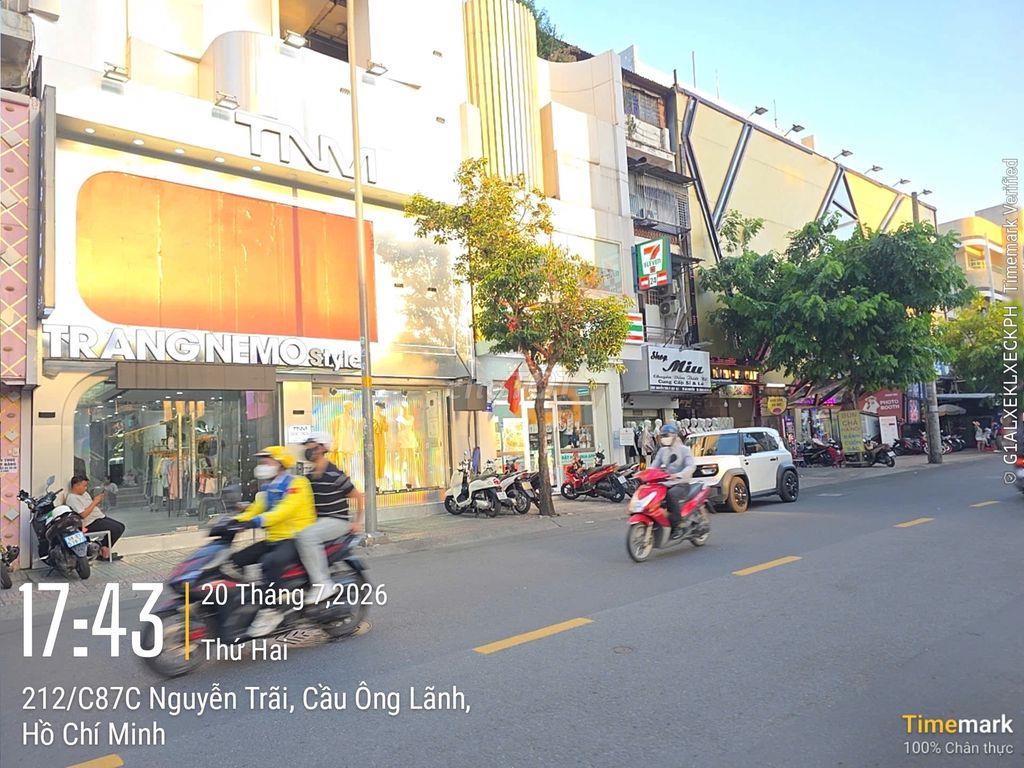 CHO THUÊ MT NGUYỄN TRÃI Q1 DT 8,4X18M GIÁ 190TR