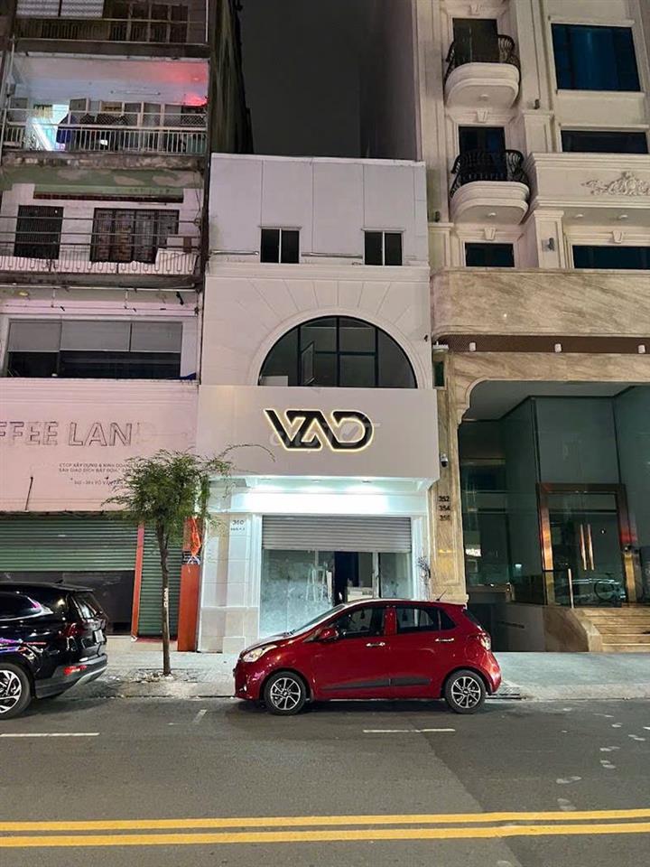 CHO THUÊ MT VÕ VĂN TẦN Q3 DT 300M2 GIÁ 130TR