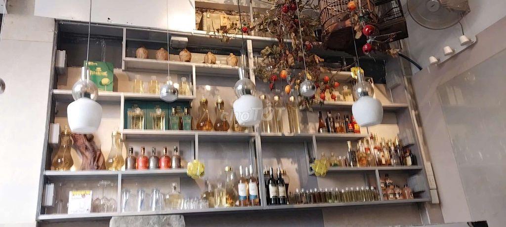 CHO THUÊ QUẦY BAR + PHÒNG KHÁCH (CÓ THỂ TÙY CHỈNH) Ở TÔN THẤT ĐẠM, Q1