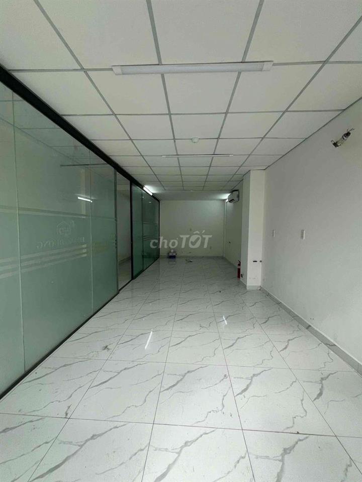Cho thuê mặt bằng kinh doanh & văn phòng Q10