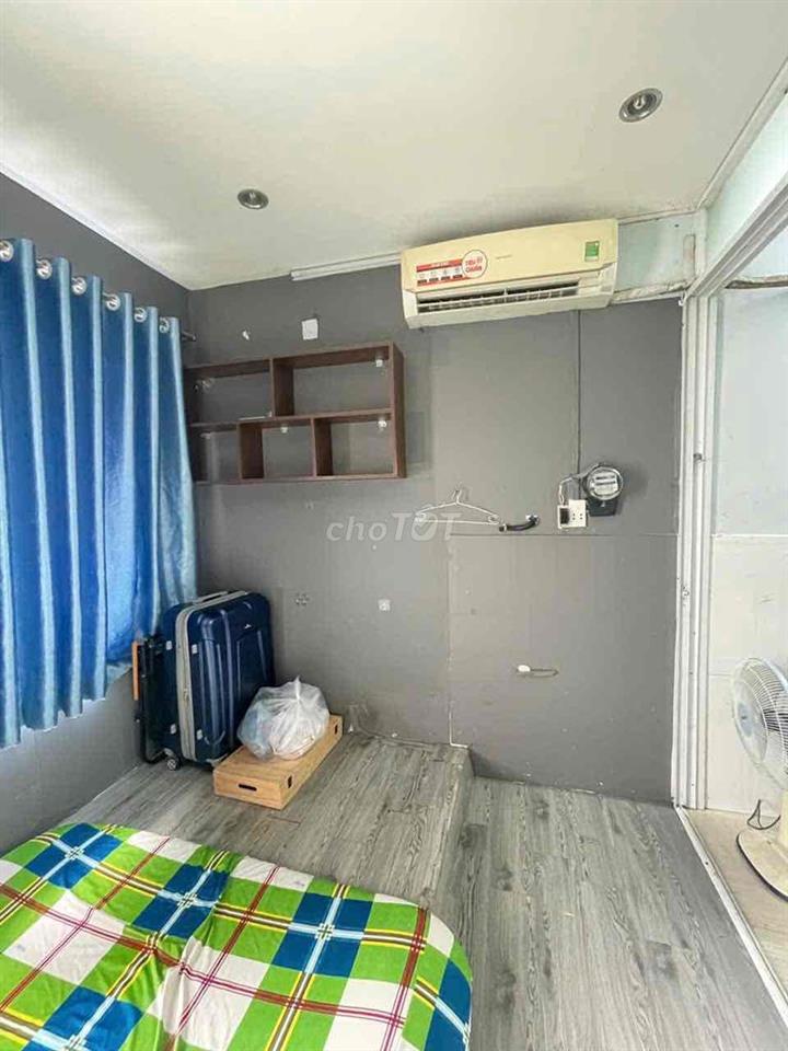 Cho thuê phòng ngay trung tâm quận 1 , ngay chợ nhỏ nguyênc cảnh chân