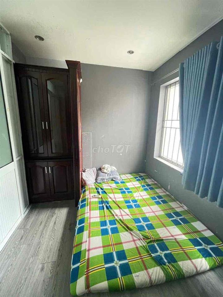 Cho thuê phòng ngay trung tâm quận 1 , ngay chợ nhỏ nguyênc cảnh chân