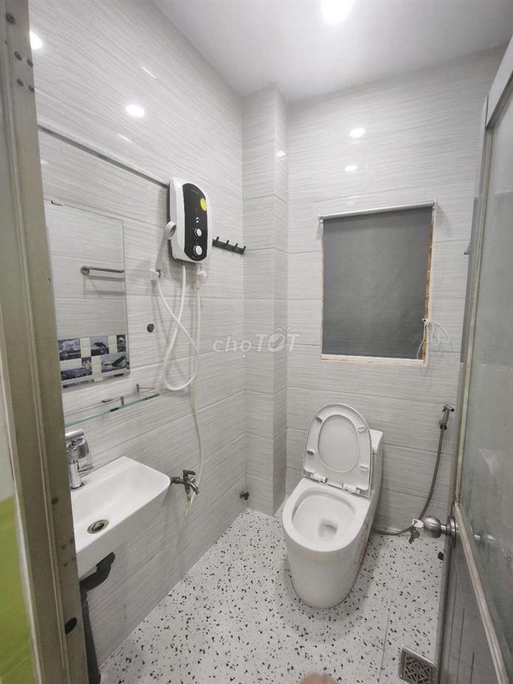 Free tiền điện, nước, wifi, Trung tâm của trung tâm q1