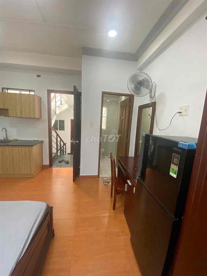 Thuê phòng trọ giá rẻ quận 1 đầy đủ nội thất