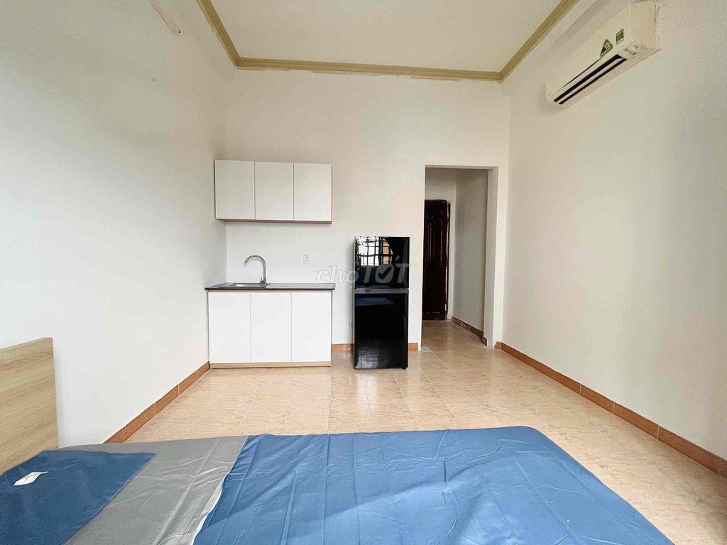 STUDIO FULL NỘT THẤT - CỬA SỔ NGAY TRUNG TÂM Q3