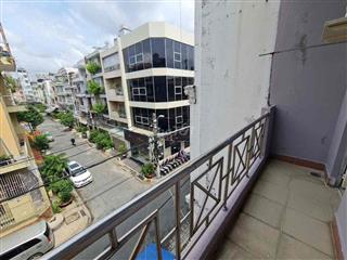 STUDIO - BAN CÔNG GIÁ ĐẦU 5.XXX NGAY TRUNG TÂM Q10