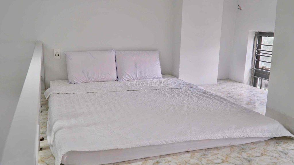 DUPLEX Ở ĐƯỢC 4 NGƯỜI NGAY TRUNG TÂM Q3