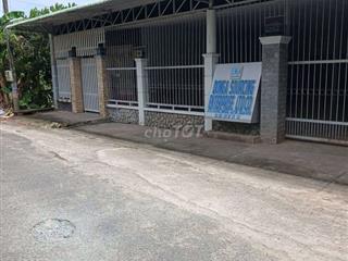 Cho thuê nhà xưởng rộng 1700m² làm xưởng may, xưởng sản xuất