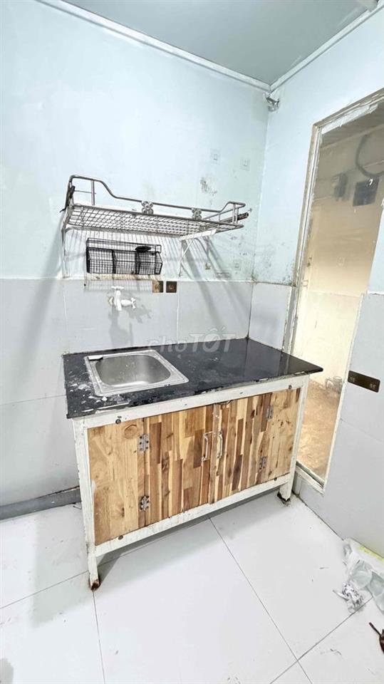 Cho  Nử thuê phòng trọ, gần AEON Q8 . GIÁ: 2.tr400 full nội thất