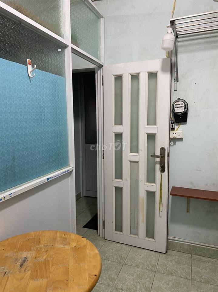 Phòng trọ Quận 1 giờ tự do yên tĩnh