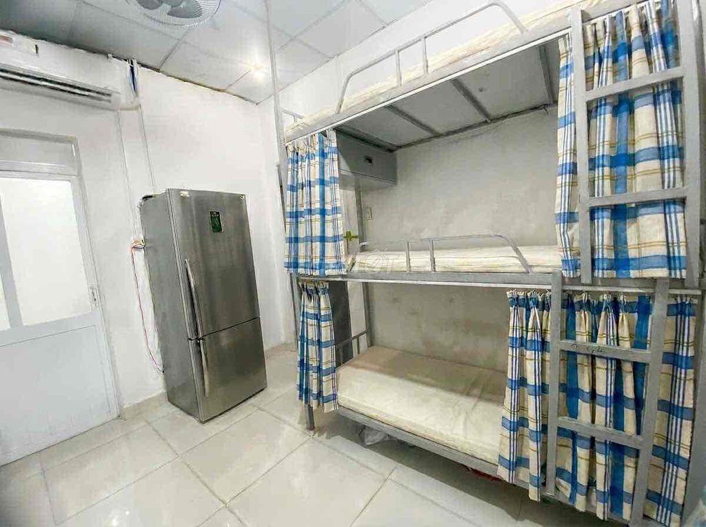 Ở ghép Quận 4 cách ĐH Nguyễn Tất Thành 200m chỉ 1tr2